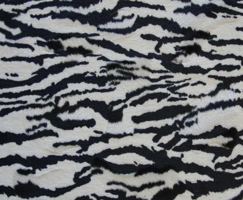 PELO_CORTO ANIMAL_PRINT PINHERO