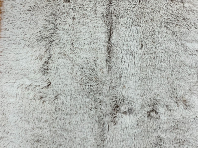 PELO_CORTO ESTAMPADO PESARO